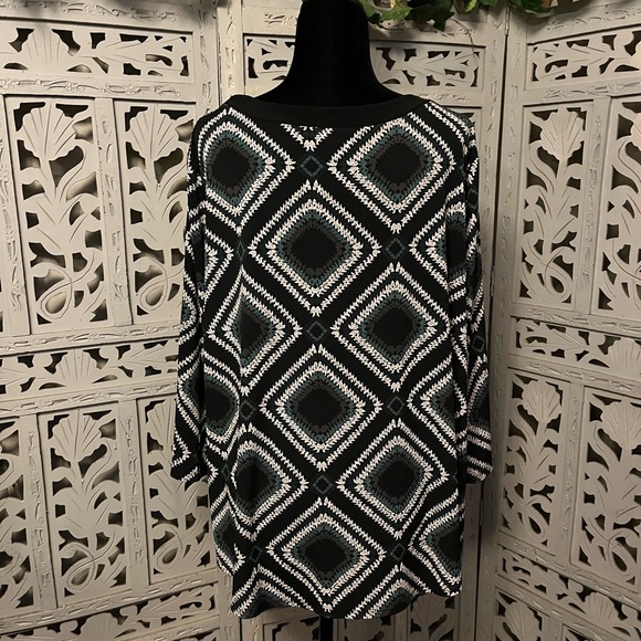 CATO EST.1946 DELIGHTFUL WHITE GREEN & BLACK DIAMOND & STITCHING DESIGN PLUS TOP - Picture 7 of 11